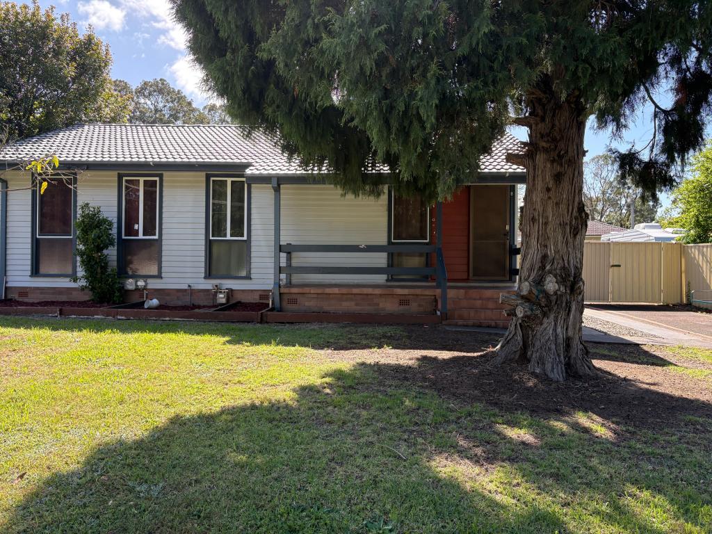 4 Elyard Dr, Nowra, NSW 2541