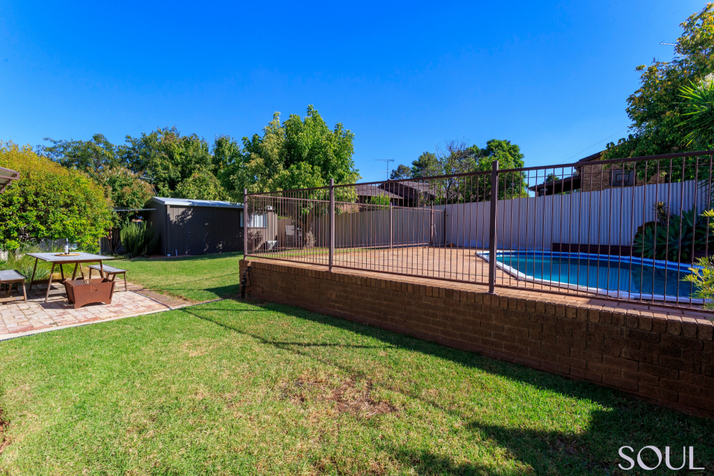 7 Holmes Cres, Griffith, NSW 2680