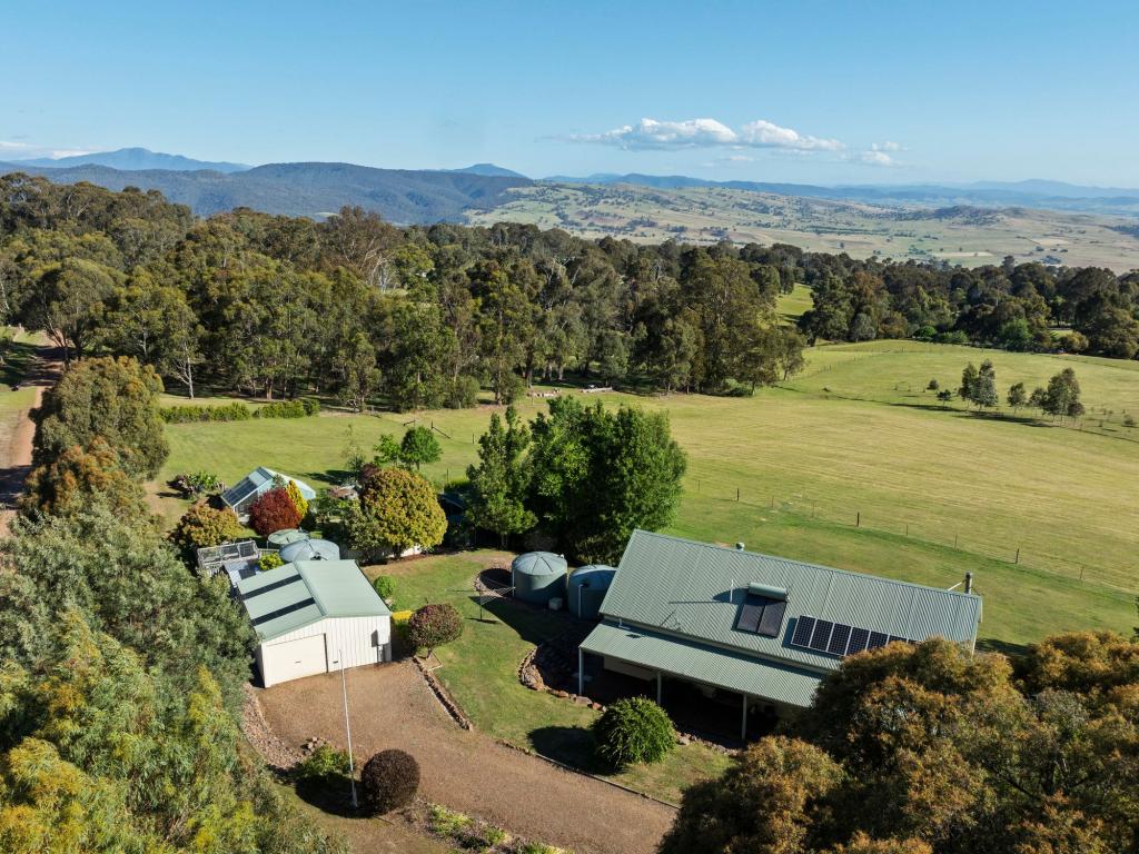 1060 Old Tolmie Rd, Barwite, VIC 3722