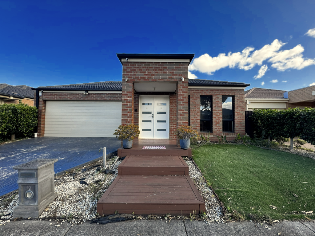 19 COPETON AVE, TARNEIT, VIC 3029