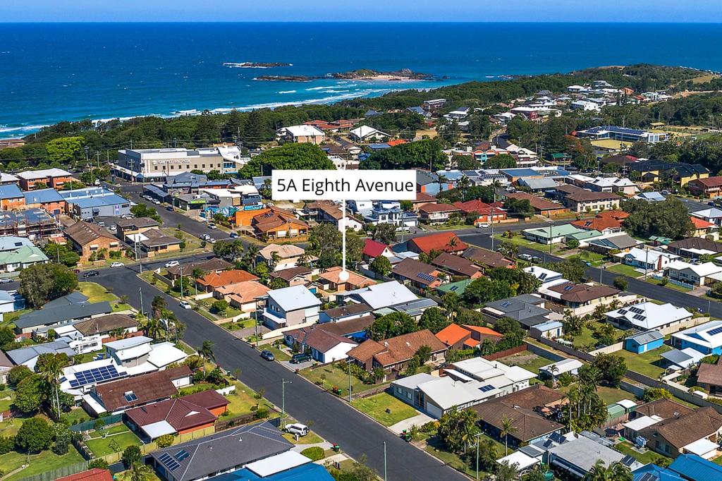 5a Eighth Ave, Sawtell, NSW 2452