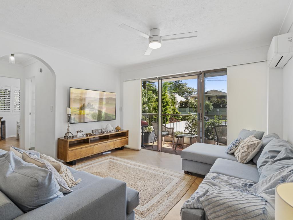 3/9 BAYVIEW ST, RUNAWAY BAY, QLD 4216