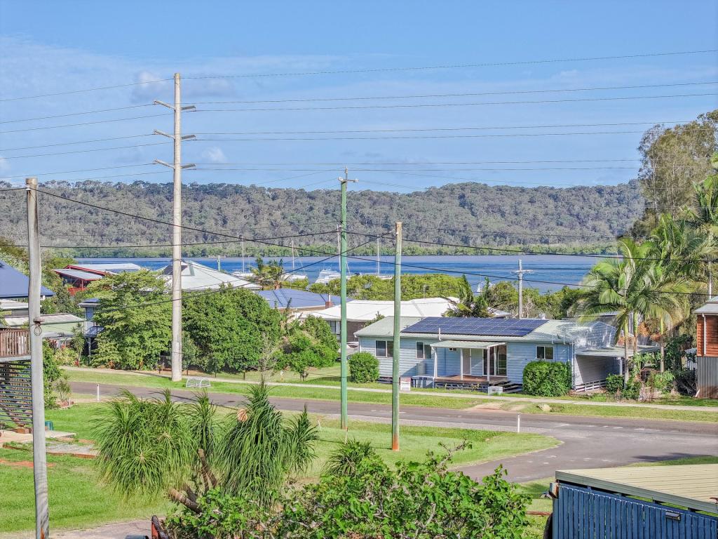 6 Stevenson Ct, Russell Island, QLD 4184