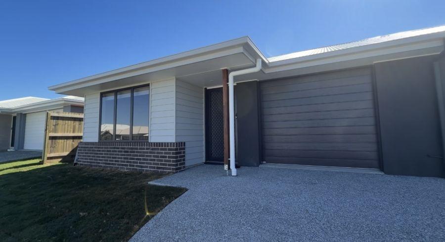 1/33 Provence Pl, Greenbank, QLD 4124