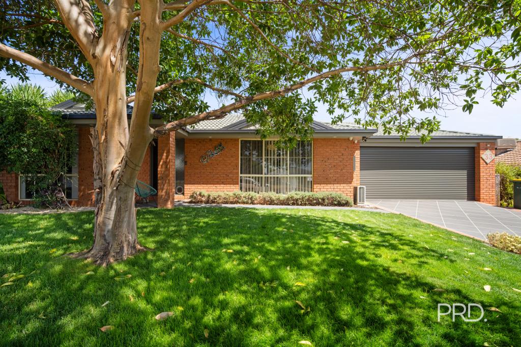 33 Kirrang Ave, Glenfield Park, NSW 2650