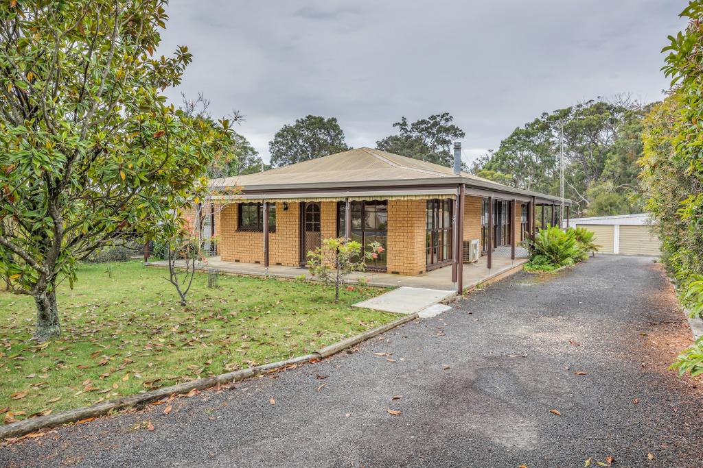 42 Rasmus Ave, Mallacoota, VIC 3892