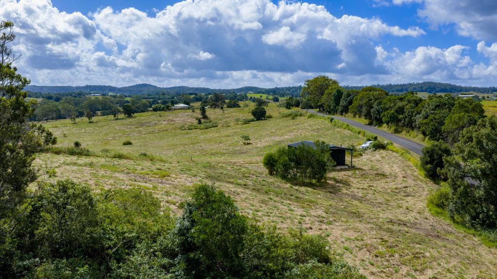 333 Wilton Rd, Greens Creek, QLD 4570