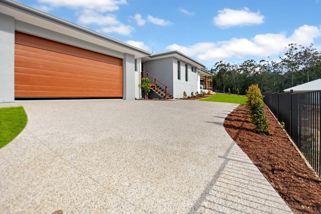 28 Outlook Rise, Mooloolah Valley, QLD 4553
