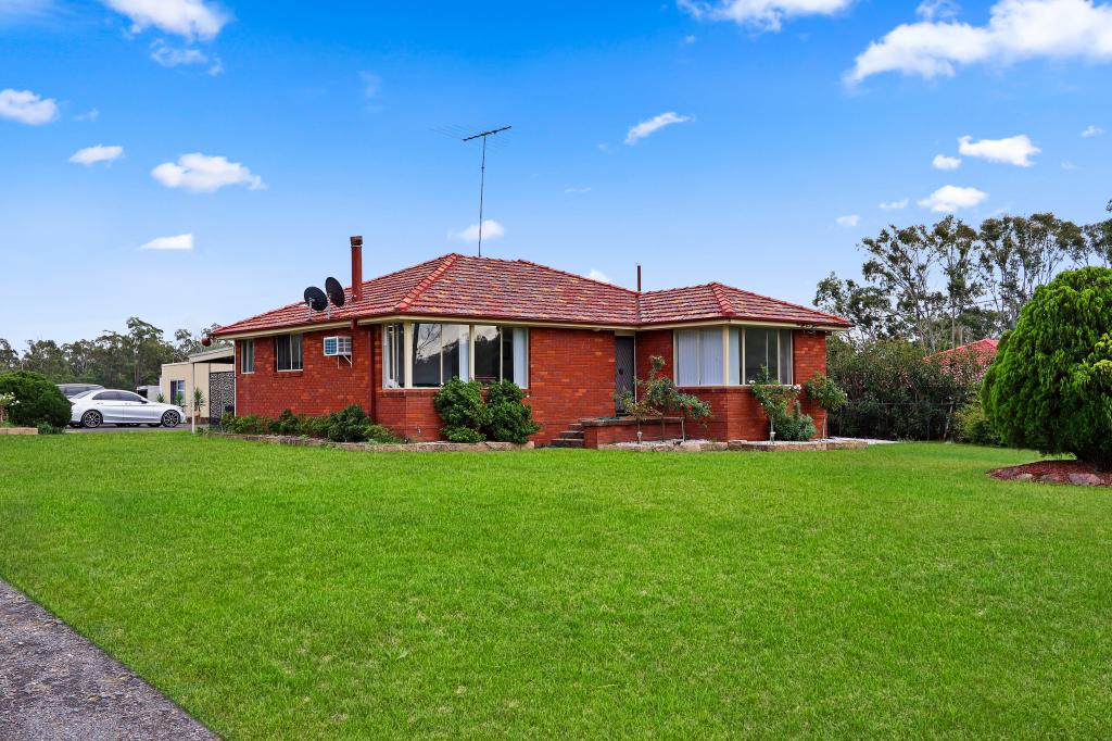 15 SMITH RD, OAKVILLE, NSW 2765