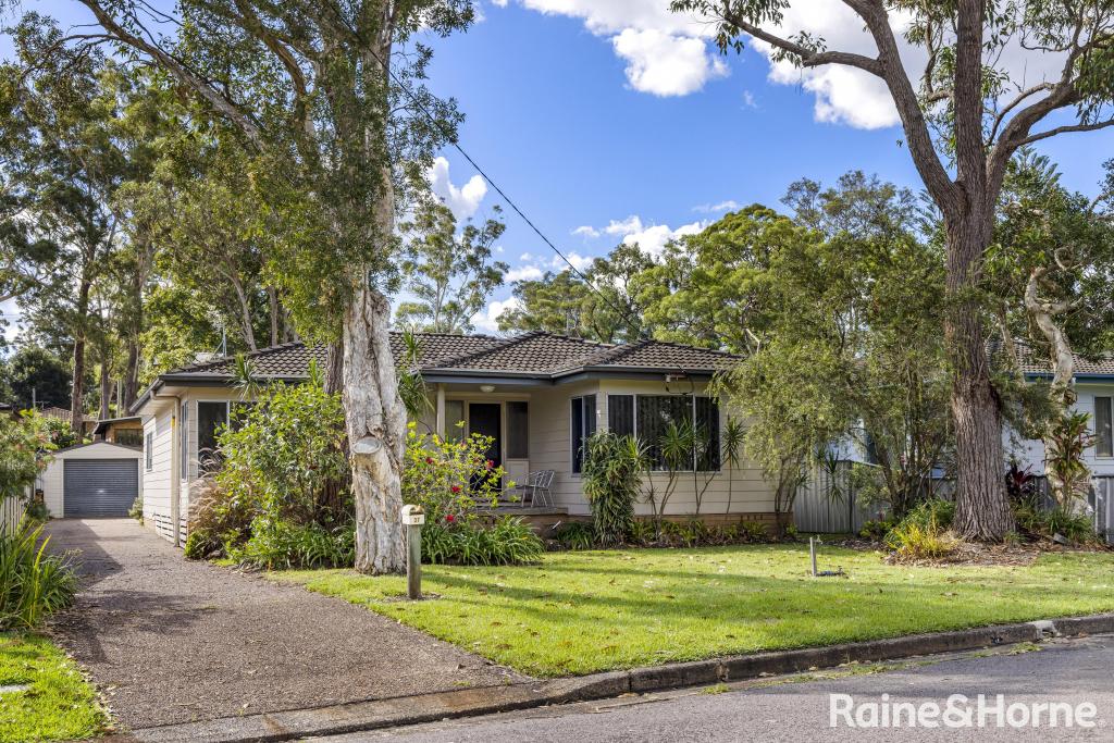 37 Boyd Ave, Lemon Tree Passage, NSW 2319