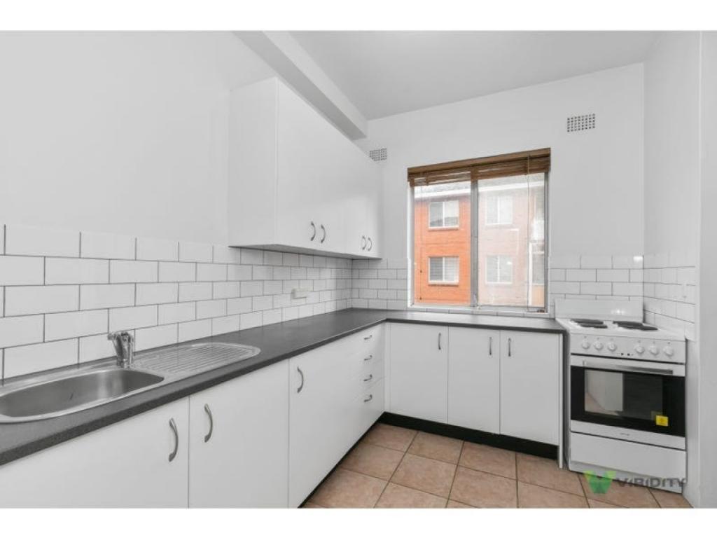 17/146 CHUTER AVE, RAMSGATE BEACH, NSW 2217