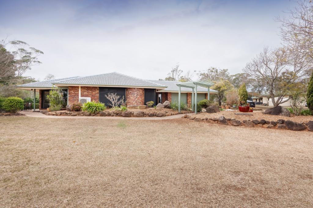 13 Cooper Rd, Glenvale, QLD 4350