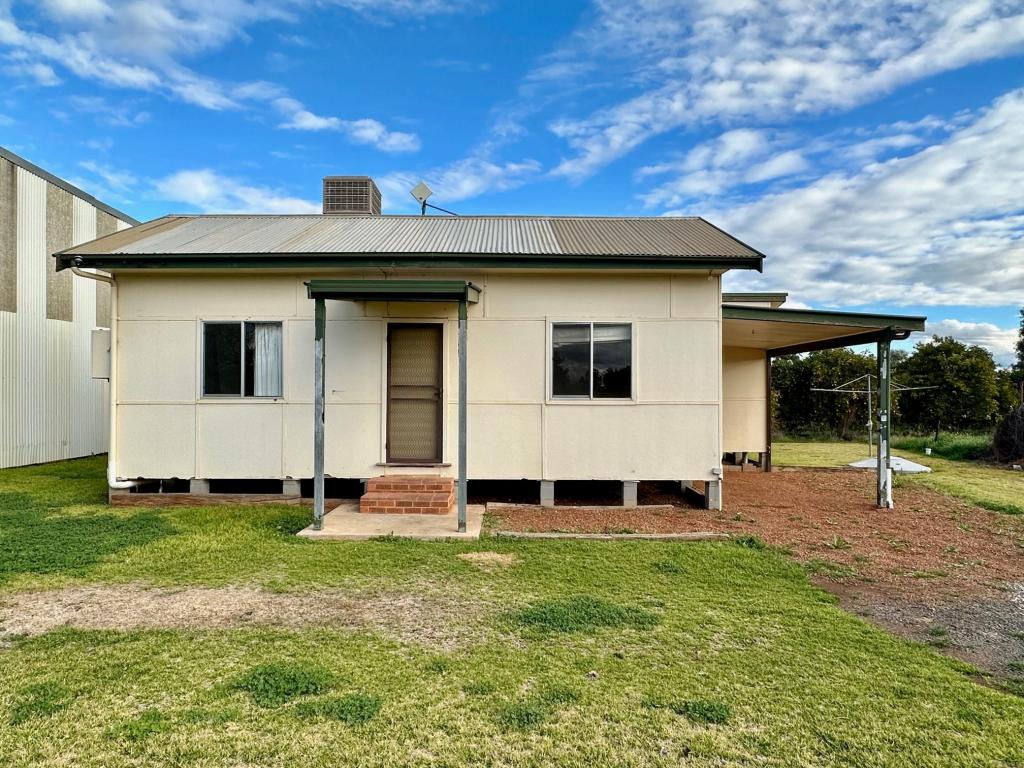 House 1/467 Kidman Way, Griffith, NSW 2680