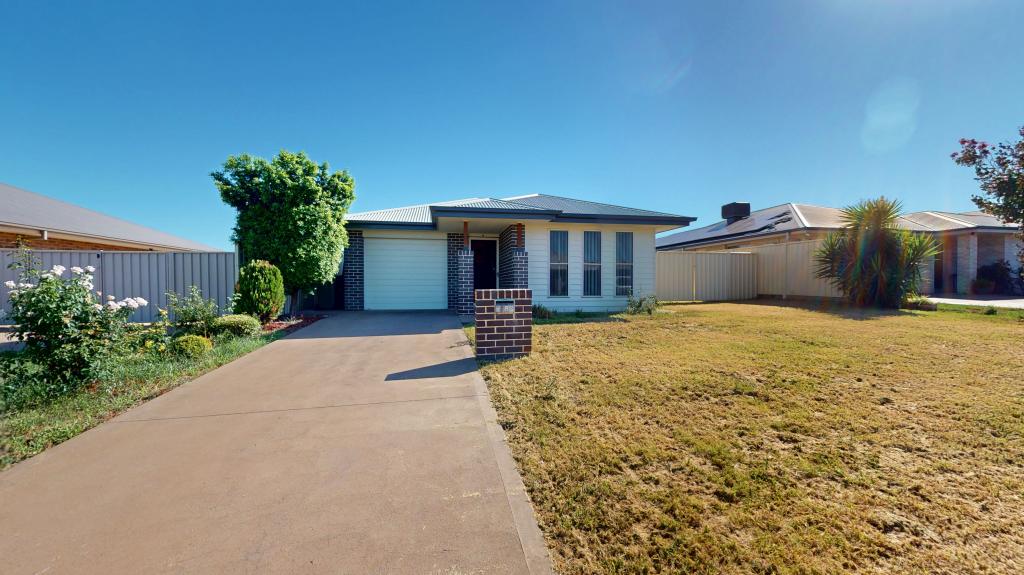 8 Lacey Ave, Dubbo, NSW 2830
