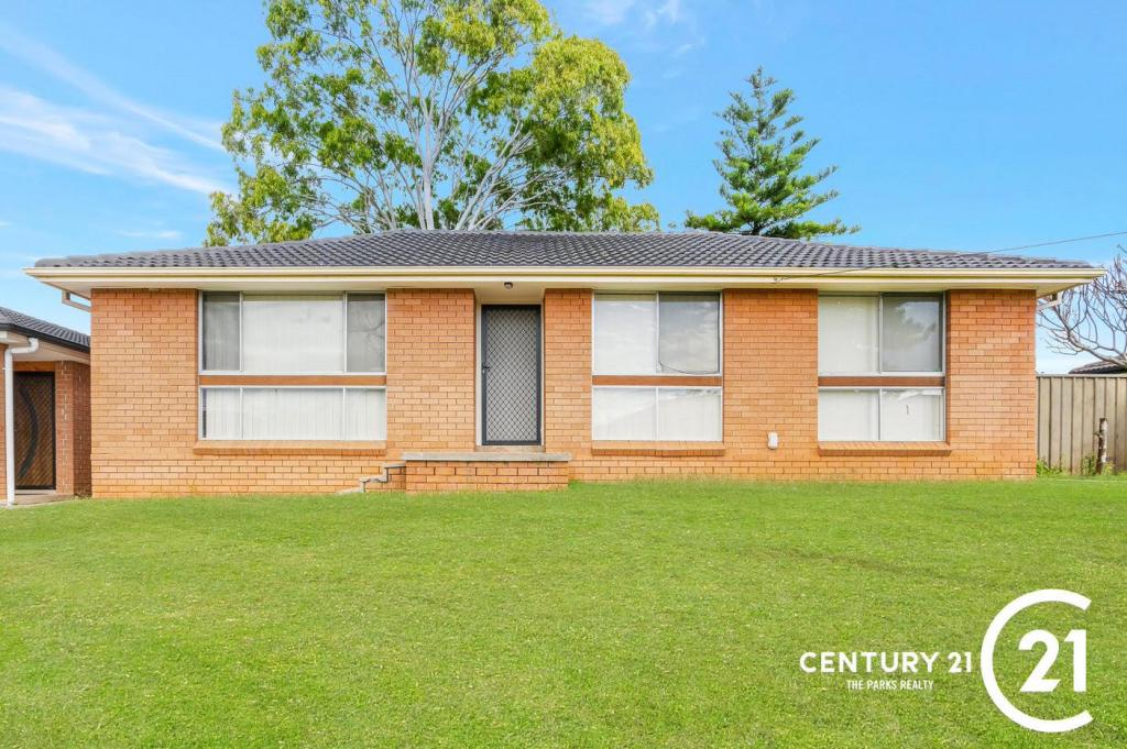 2 Myora Cl, Green Valley, NSW 2168