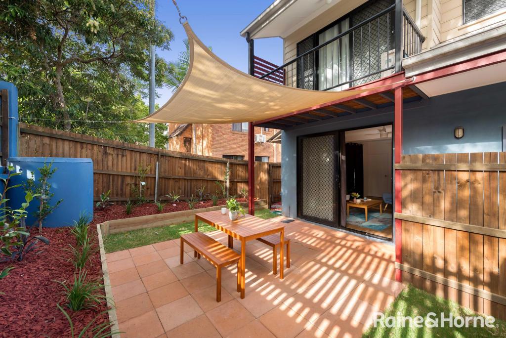 1/56 Warren St, St Lucia, QLD 4067