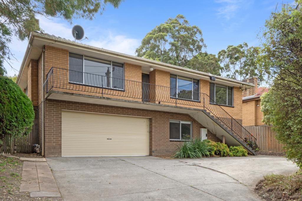 11 Mcdermott Ave, Mooroolbark, VIC 3138