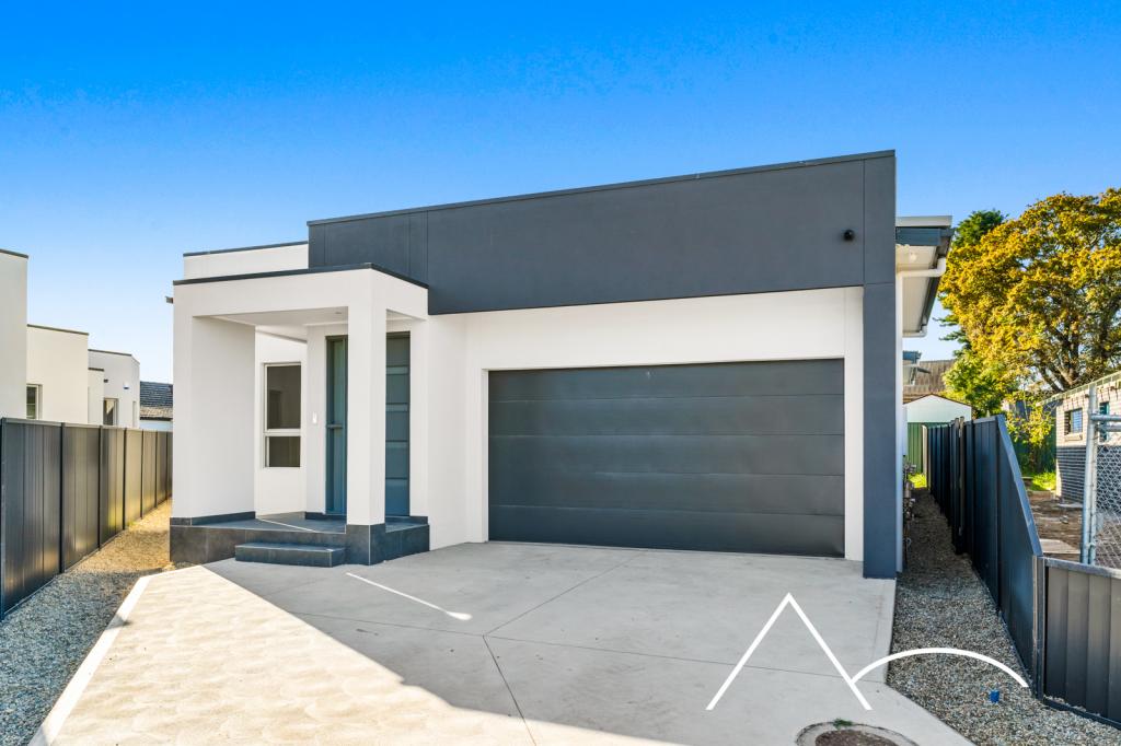 20 Hoxton Pl, Spring Farm, NSW 2570