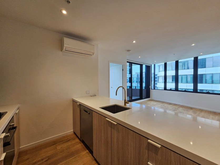 1206/8 Hallenstein St, Footscray, VIC 3011
