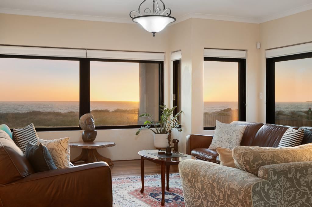 20 WARNBRO BEACH RD, SAFETY BAY, WA 6169