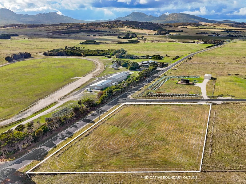 2 Chalky Lane, Whitemark, TAS 7255