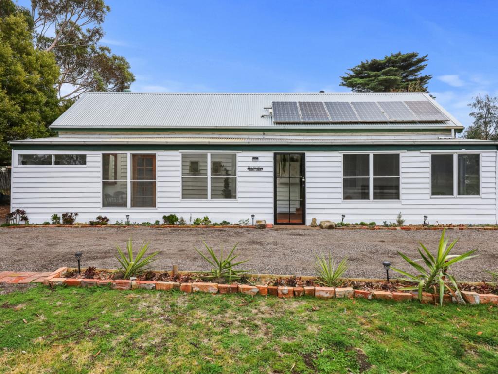 13 Factory Lane, Penshurst, VIC 3289