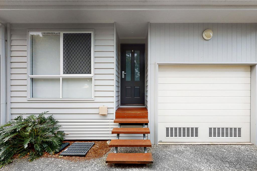 4/23 HAWTHORNE ST, WOODY POINT, QLD 4019