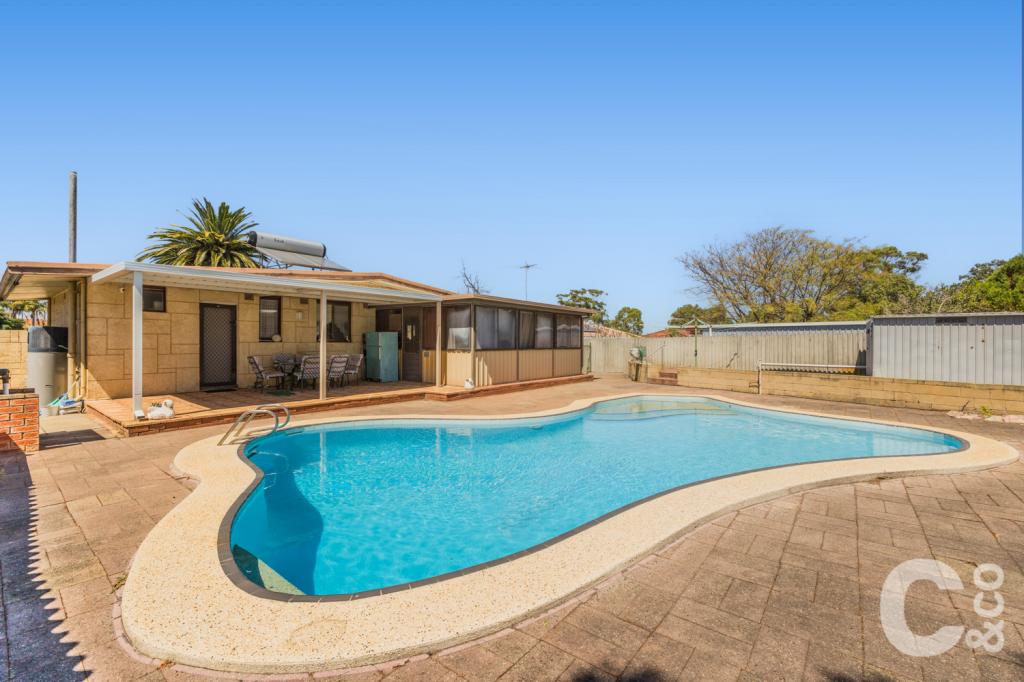 35 Disney Rd, Parmelia, WA 6167
