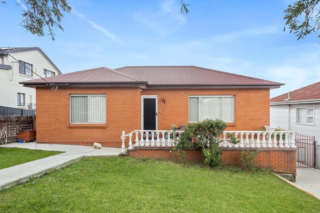 9 Barina Ave, Lake Heights, NSW 2502