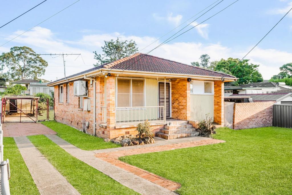28 Kista Dan Ave, Tregear, NSW 2770