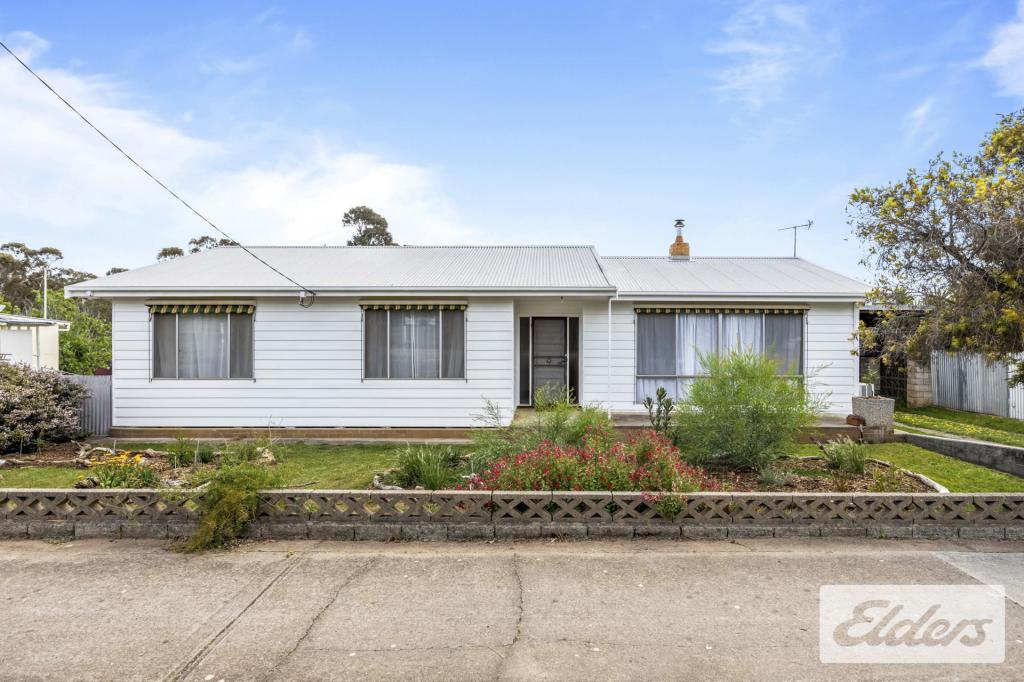 73 High St, Avoca, VIC 3467