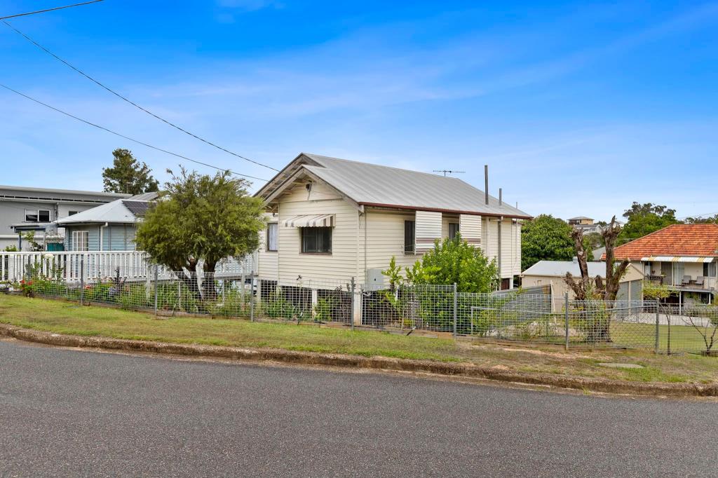 29 Dorrigo St, Stafford Heights, QLD 4053