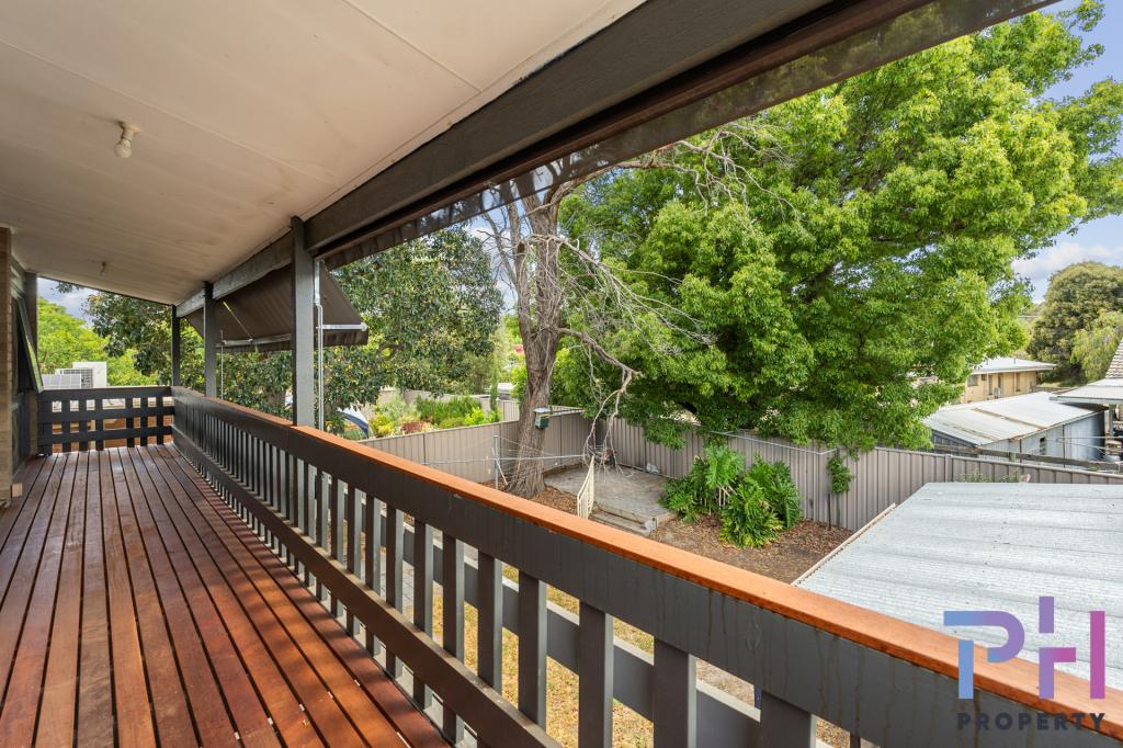 18 Belinda Ave, Golden Square, VIC 3555