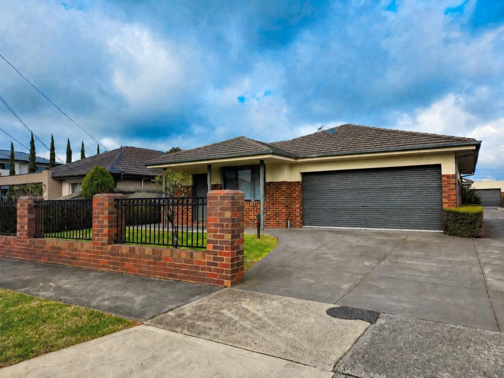1/40 Dundee St, Reservoir, VIC 3073
