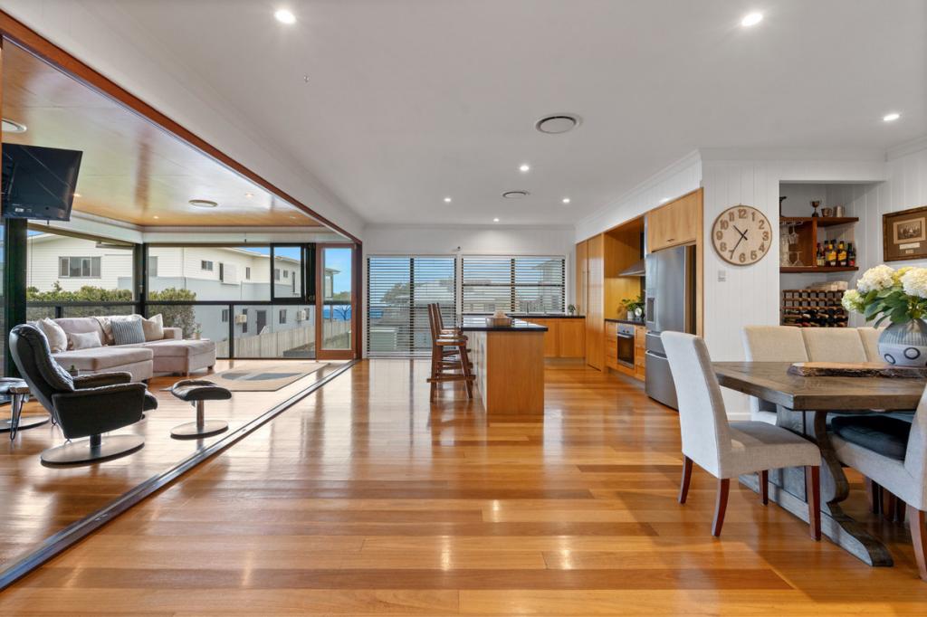 572 FLINDERS PDE, BRIGHTON, QLD 4017