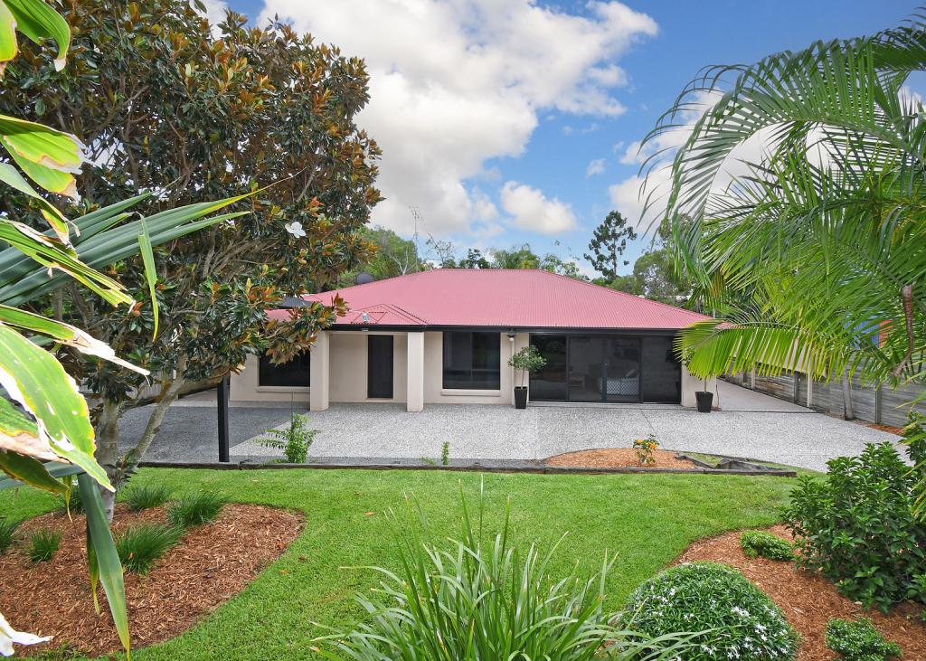 16 Carolyn St, Dundowran Beach, QLD 4655