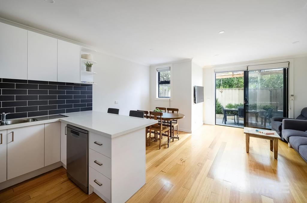 2/39 Marchant Ave, Reservoir, VIC 3073