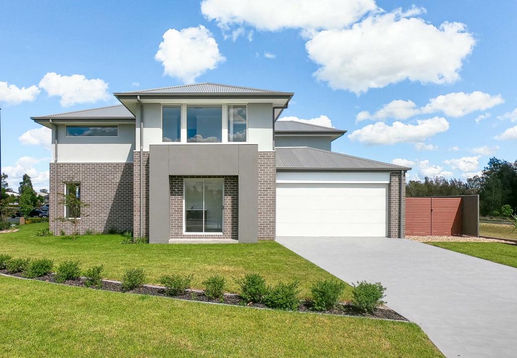 43 Vanderfield Cres, Oran Park, NSW 2570