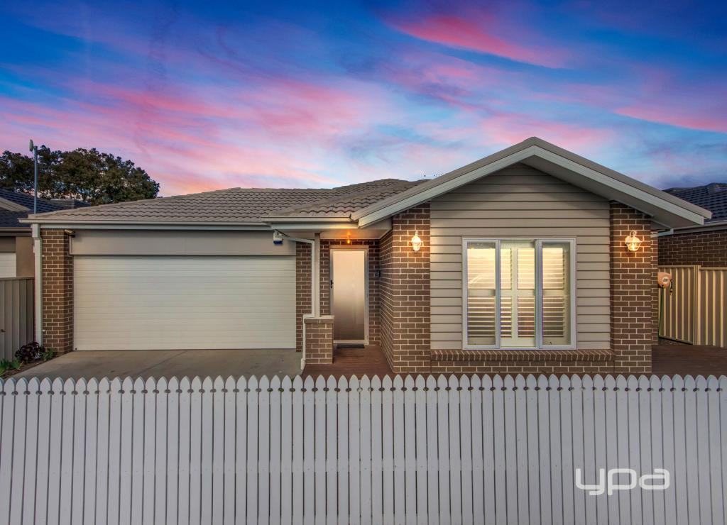 13 ISABELLA CT, ALBANVALE, VIC 3021
