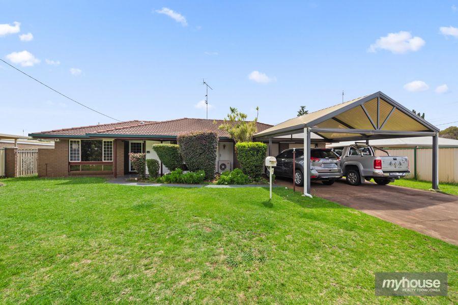 3 CROSBY ST, DARLING HEIGHTS, QLD 4350