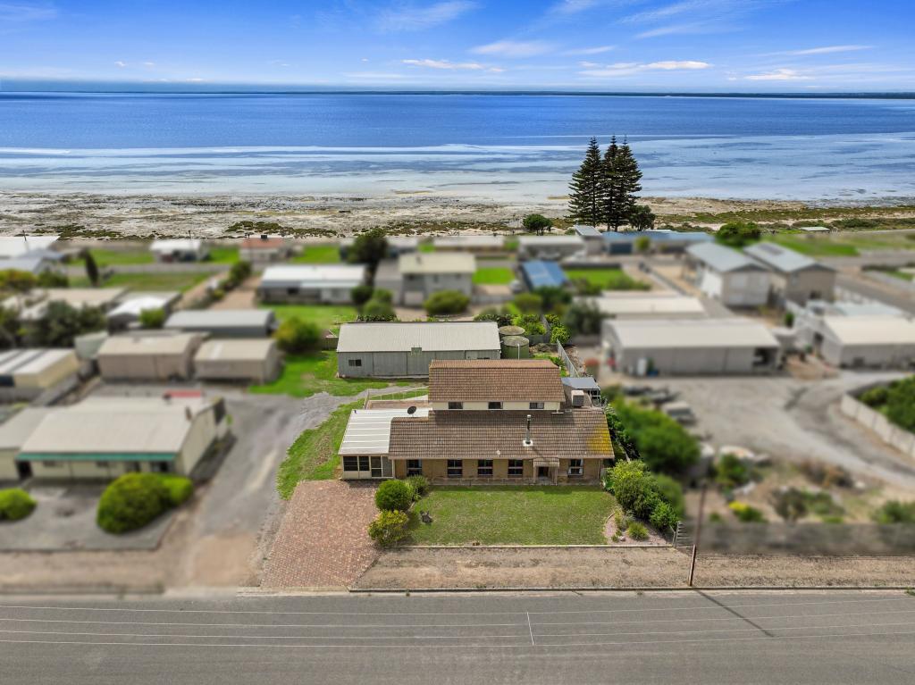 6 FRANCIS AVE, POINT TURTON, SA 5575