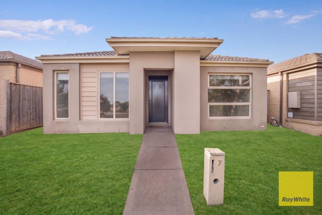 7 Shoreline Lane, Point Cook, VIC 3030