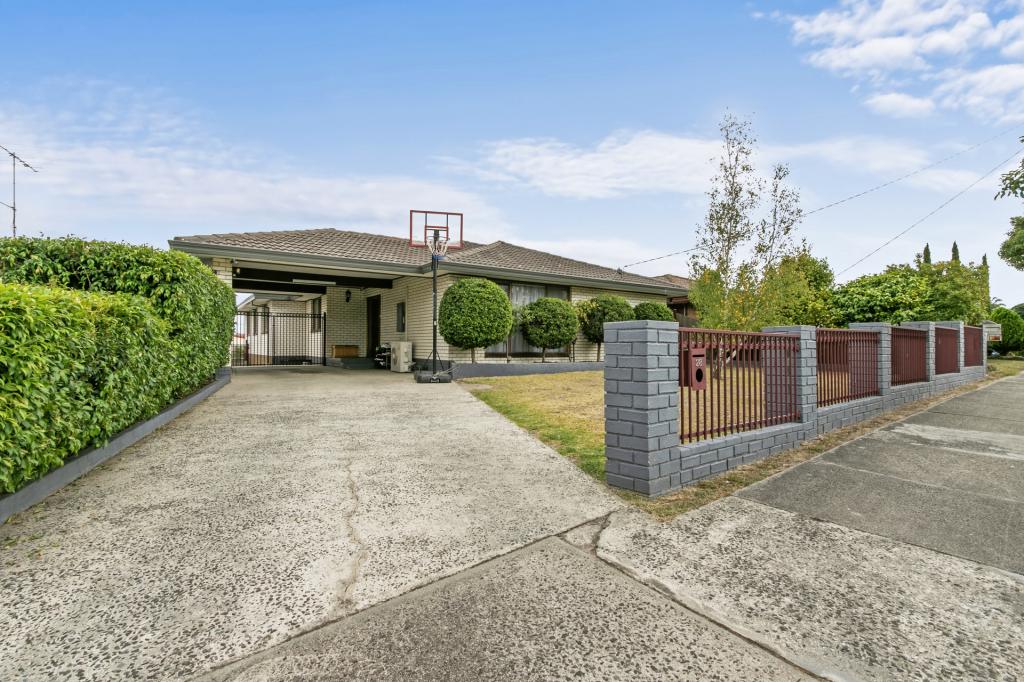 28 Auchterlonie Cres, Churchill, VIC 3842