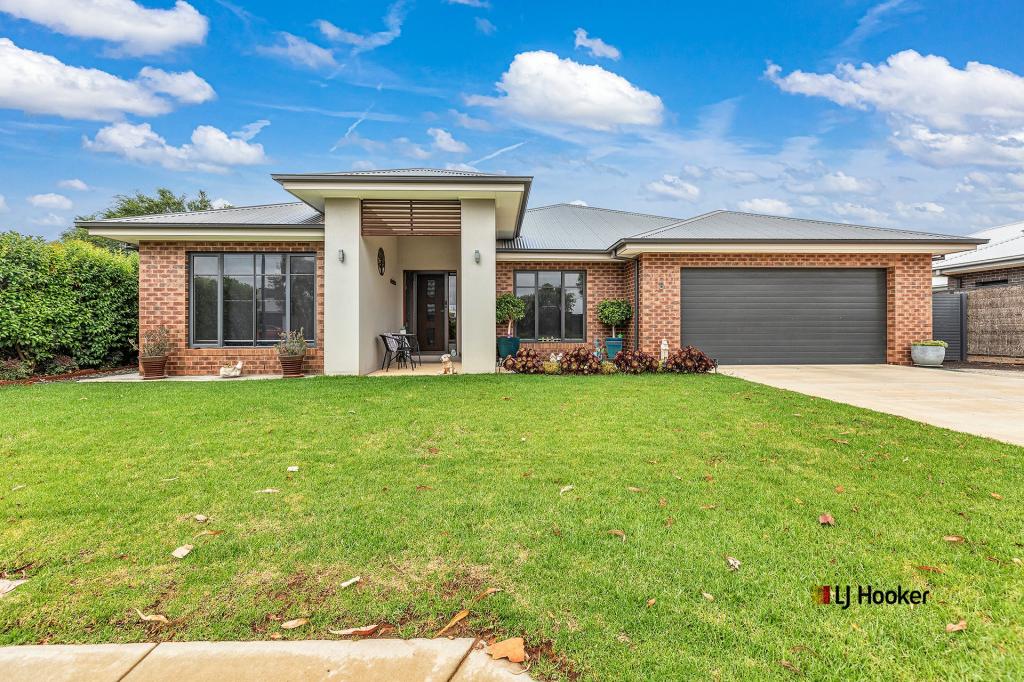 8 Yellow Gum Ct, Moama, NSW 2731