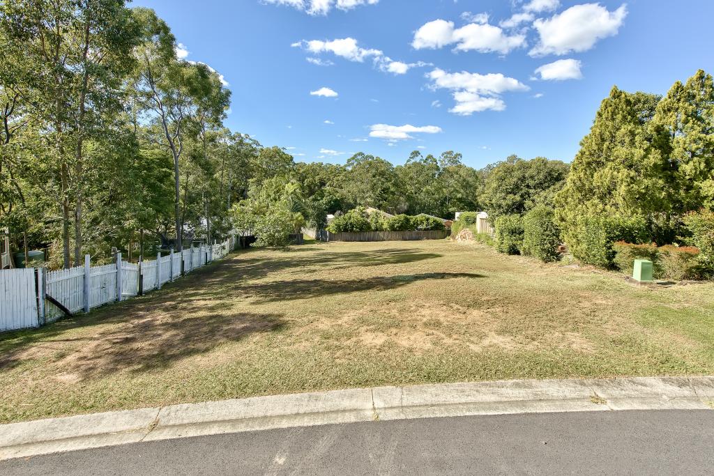 81 Leonarda Dr, Arana Hills, QLD 4054