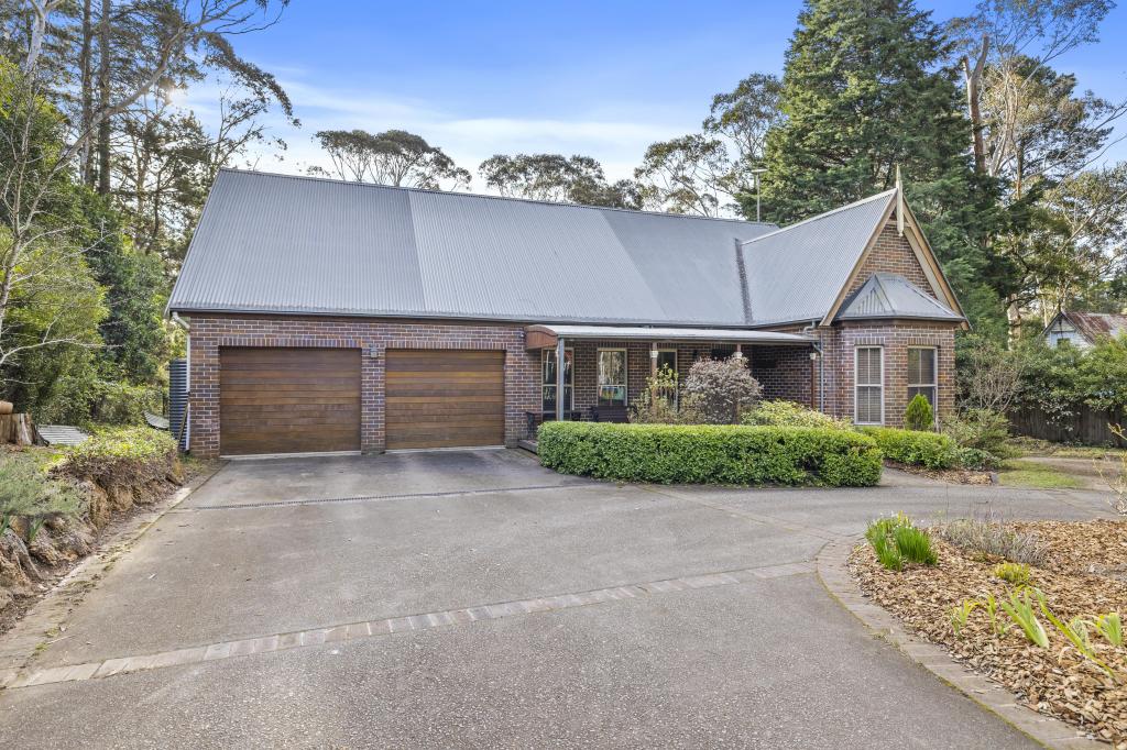 210 Hat Hill Rd, Blackheath, NSW 2785