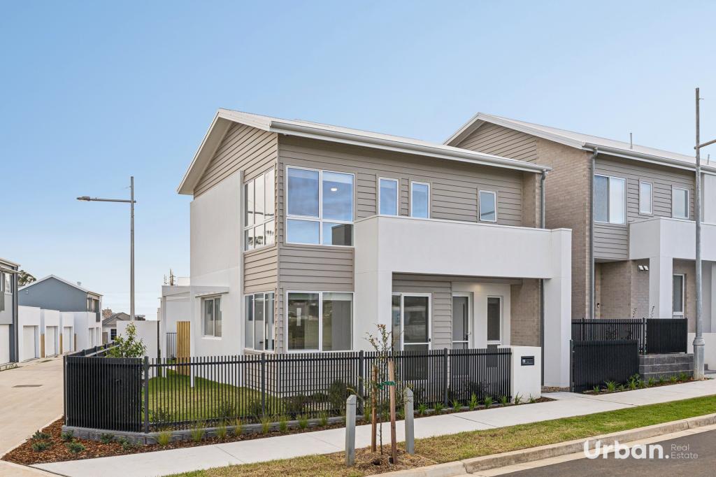 42 Bowerbird Loop, Oran Park, NSW 2570