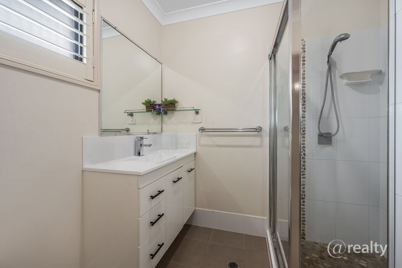 58 Brisbane Rd, Warner, QLD 4500