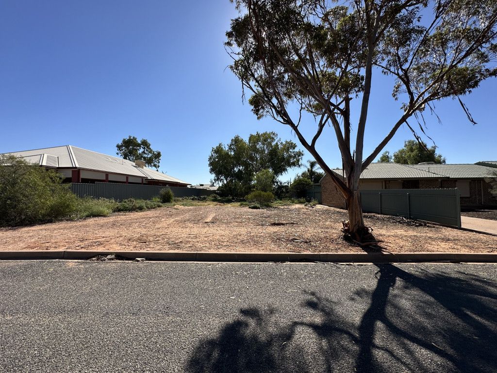 11 Simmons Cres, Port Augusta West, SA 5700