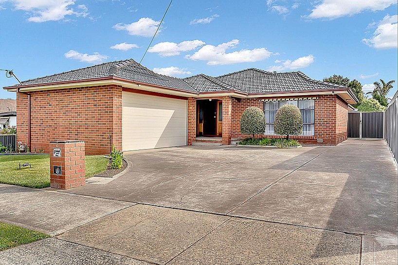 10 Benston St, Craigieburn, VIC 3064